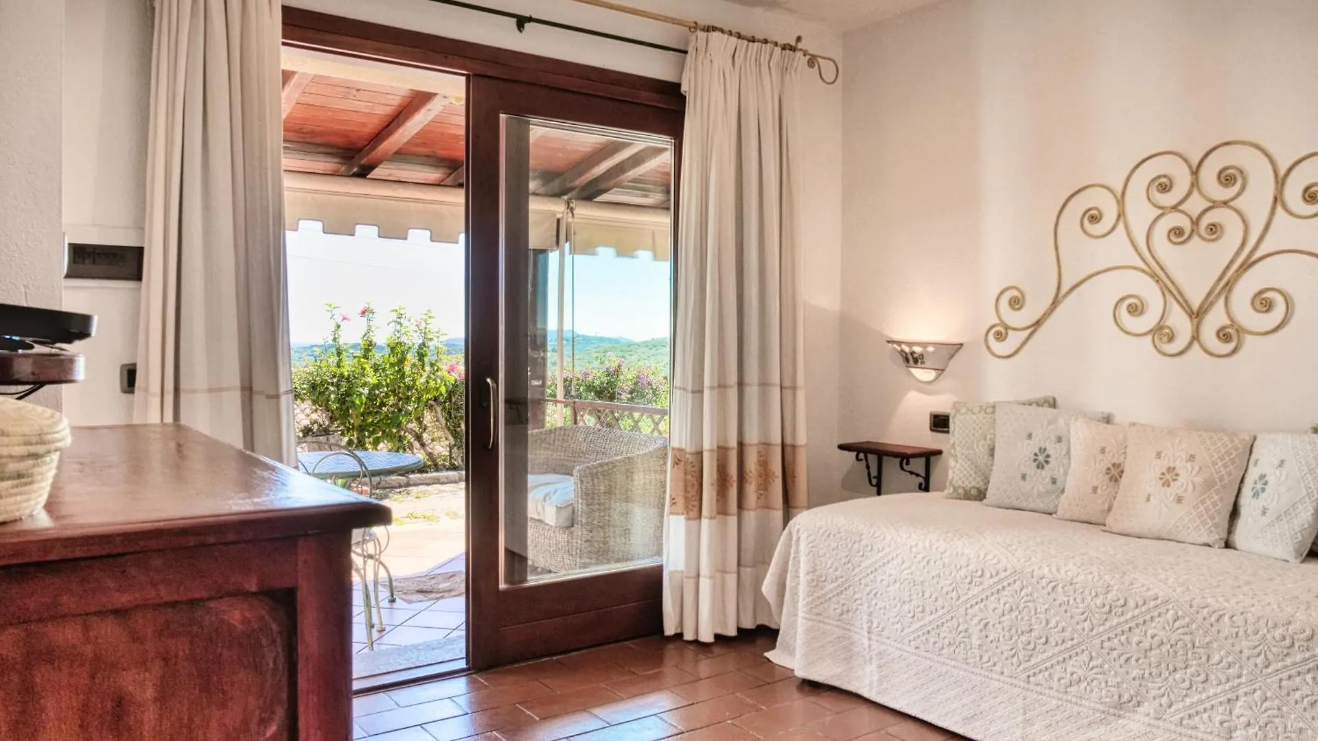 Suite Suliana Porto San Paolo  Italy